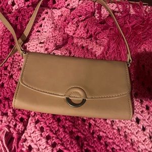 Clutch.. beautiful!! Kate spade..